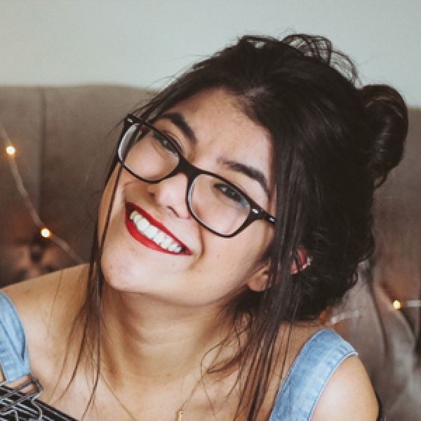 صاحب التعليق